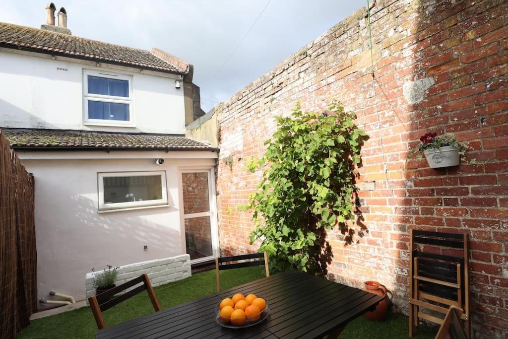 Cute Cottage 4 Mins From Cafes Station And Sea St Leonards-on-Sea المظهر الخارجي الصورة